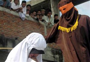 تطبيق الشريعة في اتشه بعد عقوبة تسونامي ''الإلهية''