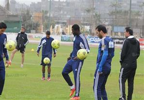 جاريدو يفاجئ الزمالك بأبيموبوي في قائمة الأهلي للقمة