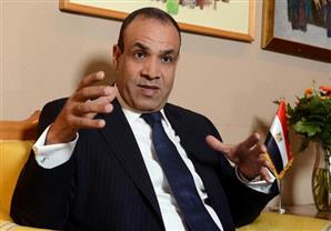 عبد العاطي ونظيره الأمريكي يناقشان سبل احتواء التصعيد بالمنطقة