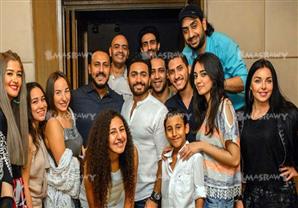 تامر حسني وجنات وكلوديا يحتفلون بعيد ميلاد هاني محروس (صور)