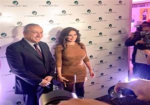 كلاكيت ثالث مرة.. "روتانا" تحتفل بتجديد تعاقدها مع إليسا- صور