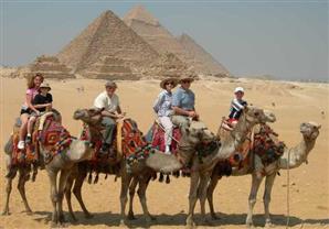 الإحصاء: 909 ألف سائح زاروا مصر في أكتوبر بانخفاض 9.3%