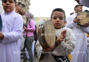   بالطبول والشارات الخضراء.. الطرق الصوفية تحتفل بالمولد النبوي -(فيديو وصور)