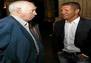 سيميوني يحيي ذكرى لويس أراجونيس عبر تويتر 