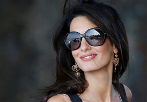 صحيفة أمريكية: أمل كلوني في مواجهة القضاء المصري