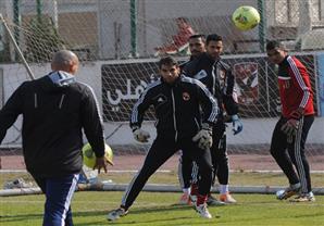 بعد شفاء ابنته.. إكرامي يعود لتدريبات الأهلي