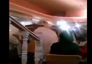 لحظة سقوط عروس من فوق هودج