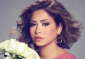 شيرين عبدالوهاب تنشر صورة جديدة من كواليس ''طريقي''
