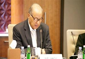 مركز الحوار بالأزهر يجتمع بتشكيله الجديد