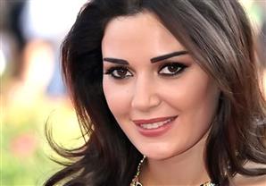 سيرين عبدالنور تنشر أول صورة لها من كواليس ''24 قيراط''