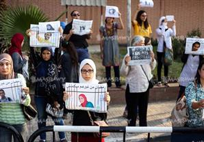 وقفة نسائية أمام قصر الاتحادية تحت عنوان "رمضانهم في السجن"