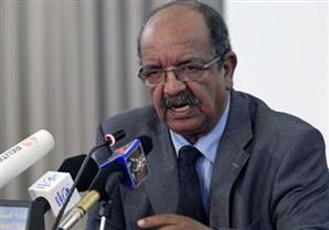 وزير الخارجية الجزائري: لا حل للأزمة الليبية خارج الإطار السياسي والسلمي