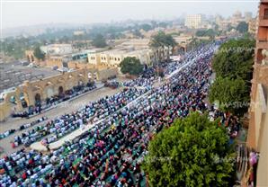 بالصور.. مصر تُصلي العيد