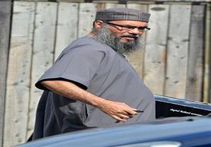 صحيفة: قائد هجمات سوسة التونسية يعيش حرا في بريطانيا