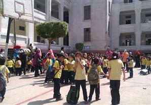 زيادة المصروفات الدراسية واقع مرير رغم إنكار المسؤولين