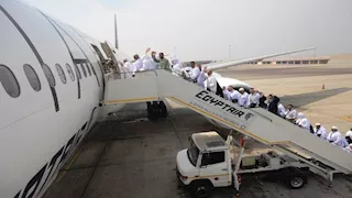 اليوم.. مصر للطيران تسير 17 رحلة جوية لنقل الحجاج إلى الأراضي المقدسة