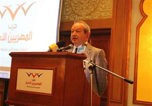 بالصور.. ساويرس: البلد لا تحتمل معارضة الرئيس.. ويؤكد: "مش جايين نطبل لحد"