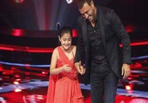 الدايلي  ميل تنشر تقريرا عن طفلة The voice kids هددتها داعش بالقتل