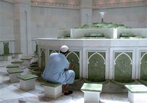 كيف كان وضوء النبي محمد صلى الله عليه وسلم؟ .. خطوة بخطوة