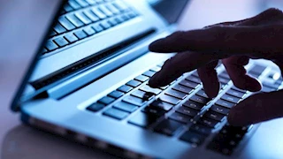 قراصنة روس يستهدفون شركات أسلحة موردة لأوكرانيا