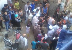 بالصور - زفة على "حمار مقلوب" لـ"حرامي البط" بدمياط