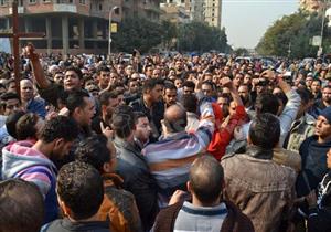 بالصور - مواطنون من أمام كنيسة العذراء: "بالروح بالدم نفديك يا صليب"
