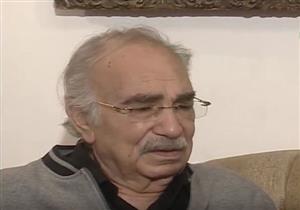 قبل رحيله بأيام.. محمود أبو زيد يروي موقف إنساني جمعه بمحمود عبدالعزيز