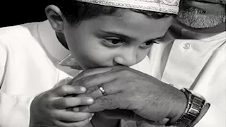 الأزهر للفتوى: الله أمر ببر الوالد وحسن صحبته وطاعته في المعروف