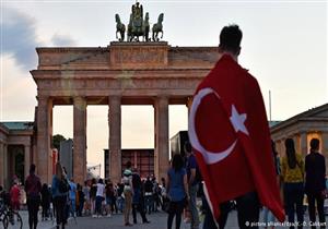 "نهج أردوغان المتشدد يغرق ألمانيا بمزيد من اللاجئين"