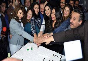 فيلم "اللي إختشوا ماتوا" جاهز للعرض.. شاهد 12 صورة من كواليس التصوير