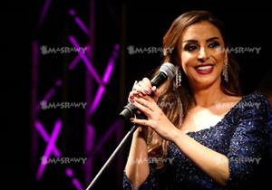 20 صورة ترصد حفل المطربة أنغام في "الصوت والضوء" بالأهرامات