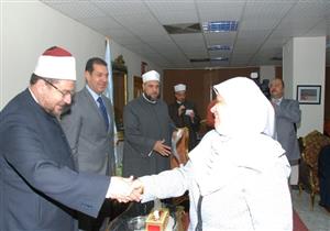 بالصور.. وزير الأوقاف يُعلن من أسيوط إطلاق مجلس الإفتاء