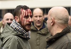  بالصور- اشتباكات بين المشجعين قبل انطلاق ديربي شمال لندن