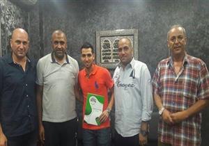 مهاجم الأهلي الأسبق ينتقل إلى صفوف المصري البورسعيدي 