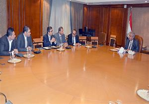 شركة أمريكية لتصنيع "الكانز" ترغب في ضخ 60 مليون دولار استثمارات بمصر