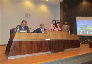 وزير المالية يكرم أوائل الحاصلين على الدورات التدريبية للعاملين بالوزارة
