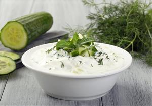 طريقة عمل سلطة الزبادى