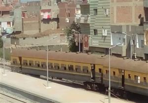 خروج عربة قطار عن القضبان بالمنوفية.. والسائق ينجح في إيقافه قبل المحطة