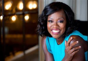 فيولا ديفيس تحصد جائزة أفضل ممثلة في دور مساعد 