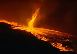 لحظة إعصار " شيطان النار" بالبرتغال - فيديو 