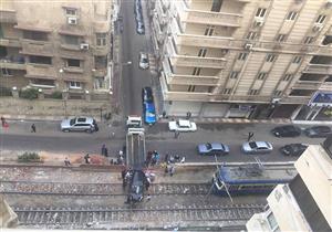 بعد سقوط سيارة على القضبان.. استئناف حركة الترام في الإسكندرية