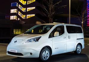 حافلة نيسان e-NV200 الكهربائية الجديدة يمكن شحنها في 40 دقيقة