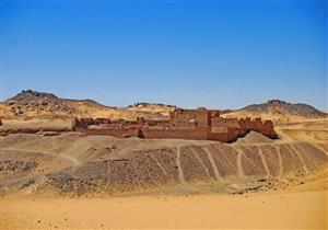 دير الأنبا سمعان بأسوان يستقبل الأقباط بمناسبة أعياد الميلاد