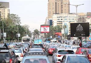 كثافات مرورية أمام الجهاز المركزي وماسبيرو ومحور الشهيد وإغلاق طريق الكريمات