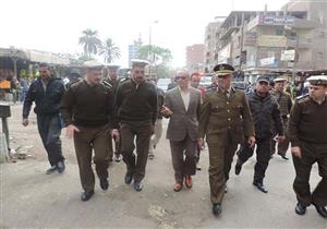 بالصور.. مدير أمن القليوبية يقود حملة مرورية بالخانكة