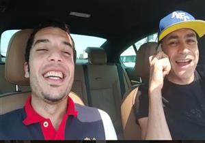 بالفيديو - عصام الحضري يغني "آه لو لعبت يازهر"