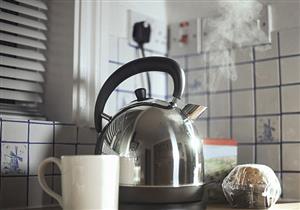 أكياس الشاي والبراد الكهربائي.. أدوات نستخدمها يوميًا تهدد حياتنا