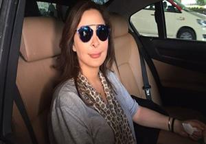 إليسا تصل القاهرة لتصوير برنامج تليفزيوني 