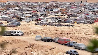 النيابة العامة: الانتهاء من إخلاء ساحة التحفظ على المركبات بمنطقة 15 مايو