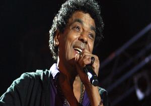 "الكينج" يعود من فرانكفورت بعد رحلة علاج 